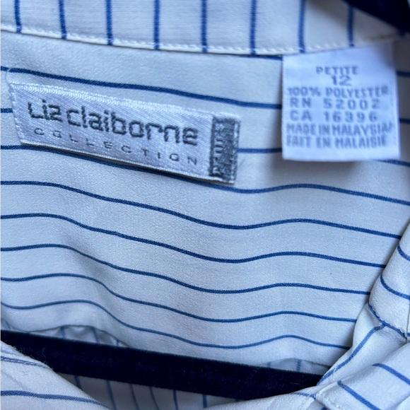 *~Vintage~* Liz Claiborne Navy and White Striped Blouse Size 16 Petite - Picture 2 of 5